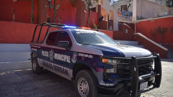 Entrega SSPE equipamiento y unidad al Municipio de Aquiles Serdán