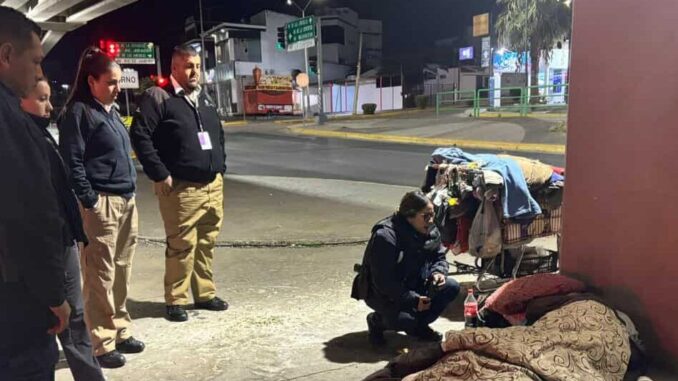 Continúan rondines para trasladar a personas vulnerables por frío: Policía Municipal