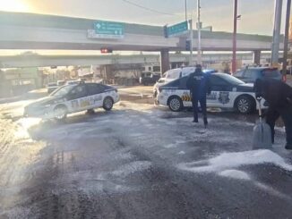 Conduce con precaución en avenidas congeladas de la ciudad