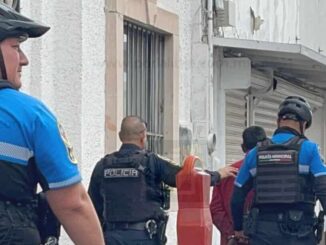 Detienen a hombre acusado de intentar robar en un edificio del Centro