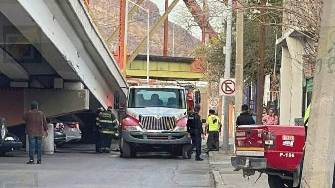 Incendio en patio de una casa ocasiona daños estructurales; preparaban chicharrones