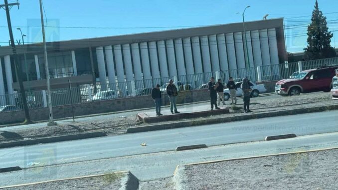 Hombre muere atropellado en el eje vial Juan Gabriel