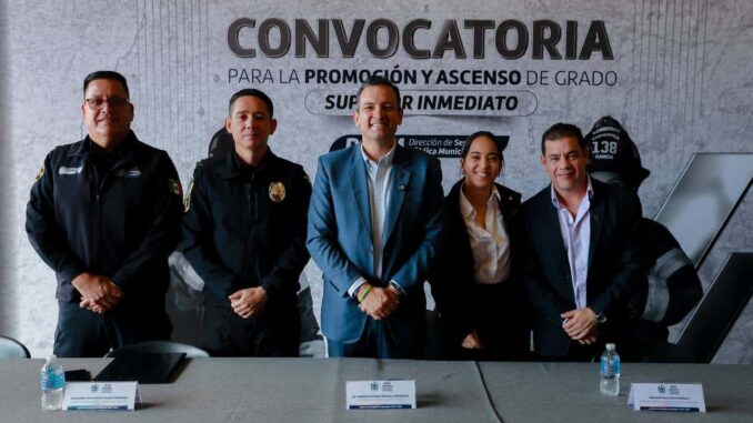 Anuncia alcalde Bonilla convocatoria de ascensos para elementos del H. Cuerpo de Bomberos y Rescate