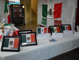 Fomenta Congreso del Estado la identidad nacional en el Día de la Bandera