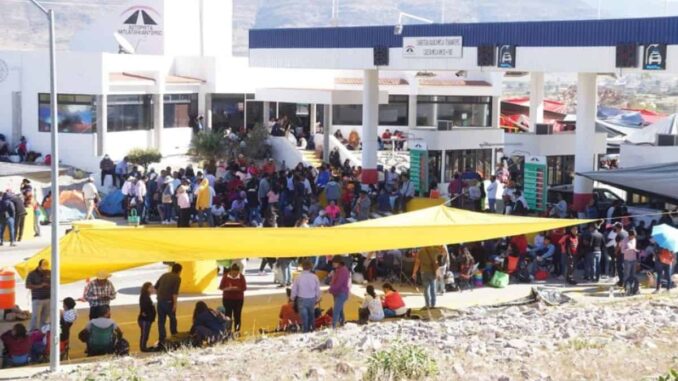 Sección 22 del SNTE inicia paro de 48 horas en Oaxaca