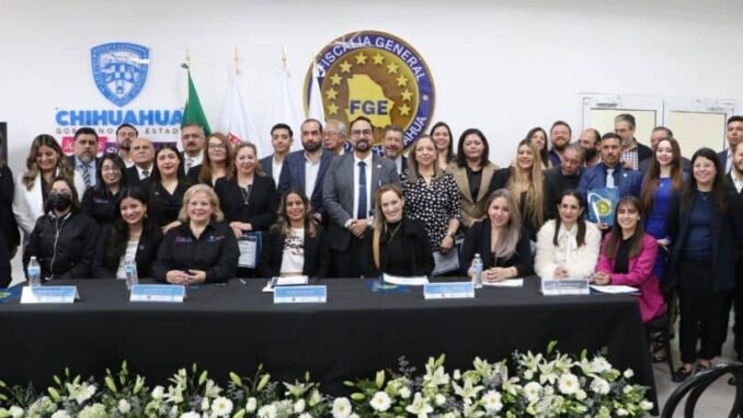 Servidores públicos de la FGE y la CEDH terminan especialización en materia de Niñas, Niños y Adolescentes