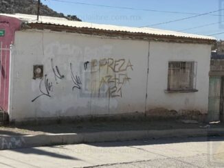 Vandalizan domicilios con mensajes alusivos a grupos criminales en la colonia Alfredo Chávez