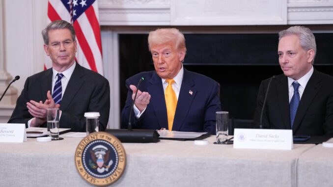 Trump evita comparecer ante la prensa mientras los mercados registran fuertes caídas