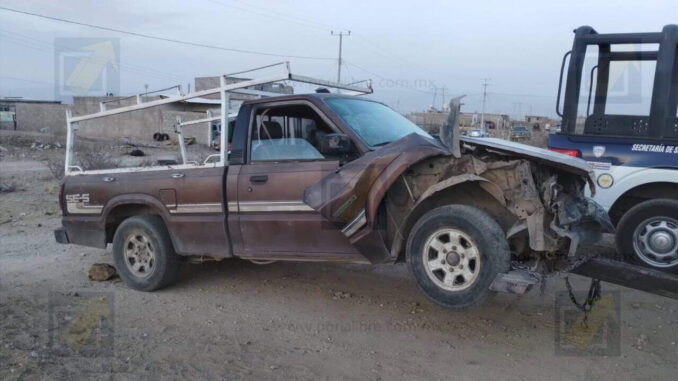 Conductor en estado de ebriedad provoca accidentes y huye del lugar