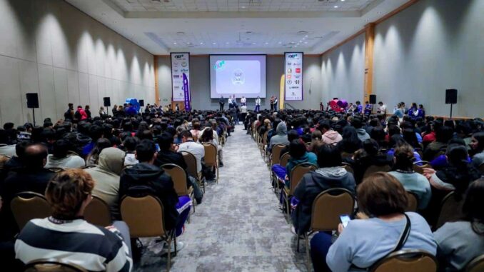 Cumplan sus sueños, decidan su futuro: Alcalde a jóvenes en Expo Vocación 2025