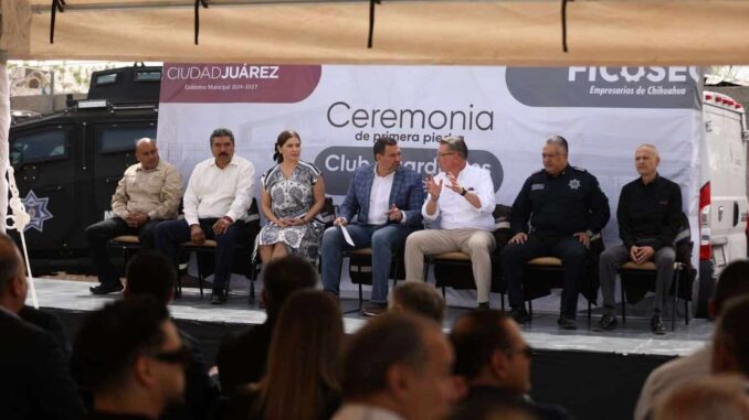Colocan primera piedra del Parque de Policías Club Guardianes Juárez