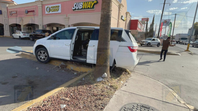 Se registra fuerte choque en la avenida Las Américas