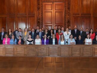 Maru Campos recibe a magistrados electos en Palacio de Gobierno