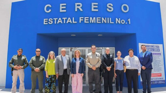 Maru Campos recorre Estancia Infantil Montessori del Cereso N° 1 de Aquiles Serdán