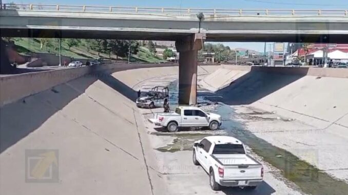 Pierde la vida al caer del puente de Ocampo y canal