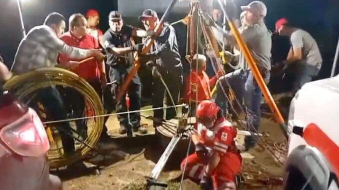 Rescatan el cuerpo de David tras más de 6 horas de labores