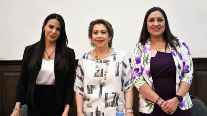 Brinda creadora de “Antenas por los niños” conferencia magistral