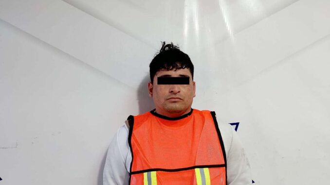 Lo arrestan cuando circulaba en una moto con una pistola