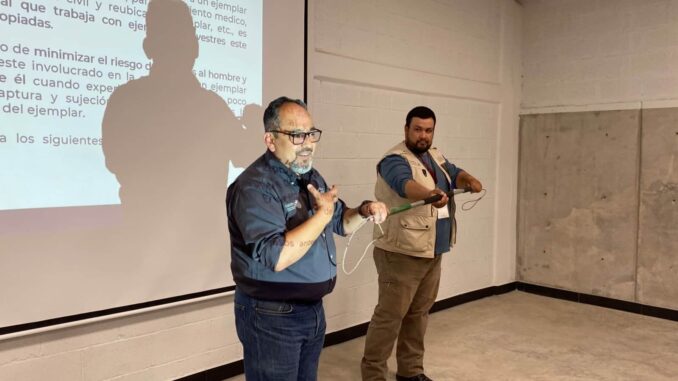 Continúan capacitando en técnicas de rescate a la nueva Brigada Animal del Municipio