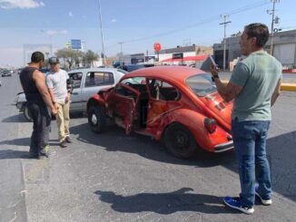Choque deja a una mujer lesionada a la altura de Paseos de Chihuahua