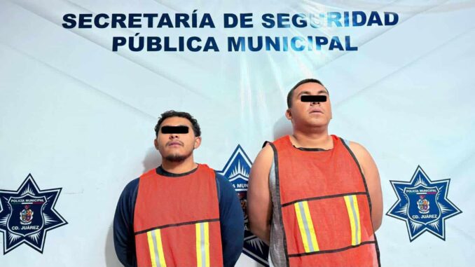 Arrestan a dos hombre y un adolescente con armas largas