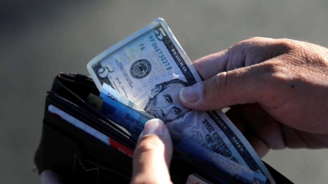 Sheinbaum no descartó «movilizaciones pacíficas» por impuesto a remesas en EE.UU.