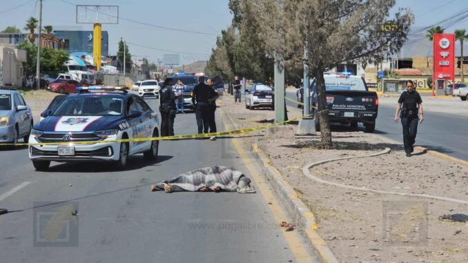 Hombre en situación de calle pierde la vida tras ser arrollado en la carretera a Cuauhtémoc
