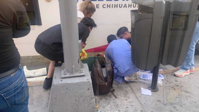 Ebrio cae en carril confinado del Bowí y es atropellado