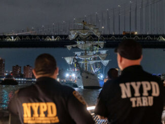 Choque de buque escuela Cuauhtémoc contra puente de Brooklyn apunta a problemas mecánicos