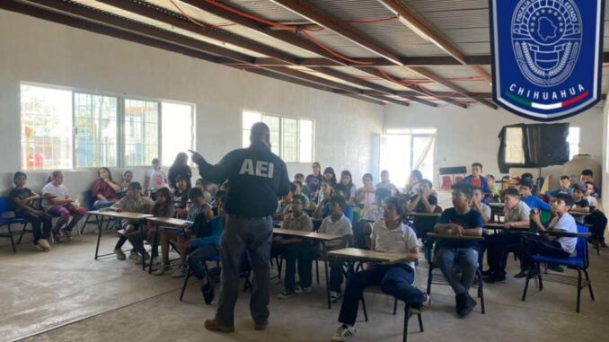 Mantiene GOECHI jornadas de intervención en planteles de Parral