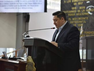 Busca Alfredo Chávez reforma para proteger a abuelas que crían a sus nietos