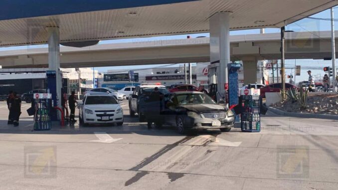 Detienen a tres personas tras persecución de vehículo robado en el sur de la ciudad