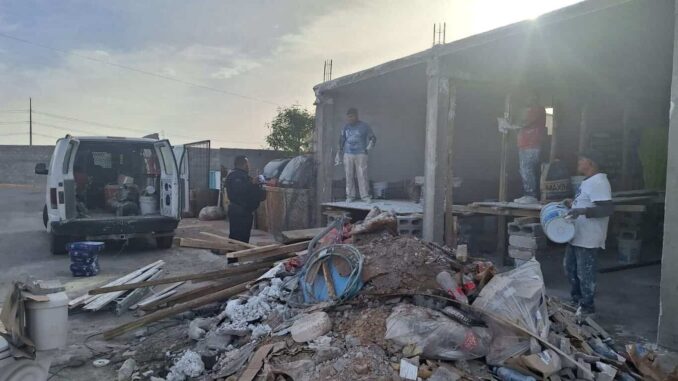 Visitan policías municipales la colonia Sierra Vista con pláticas informativas