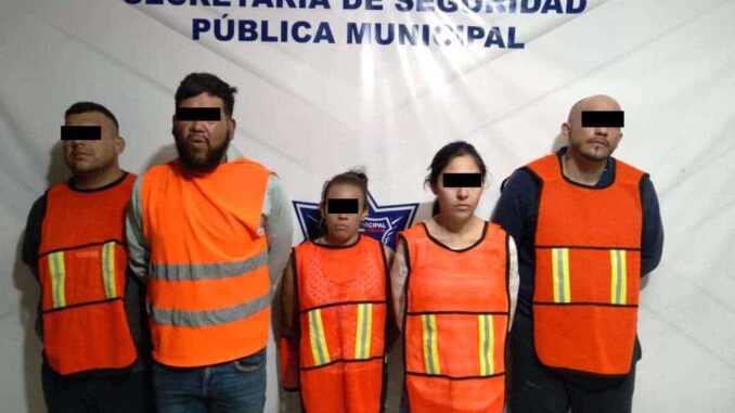 Detienen a 5 con droga y armas; los investigan por varios asaltos