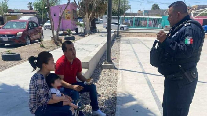 Realizan policías municipales atención de proximidad en Zaragoza