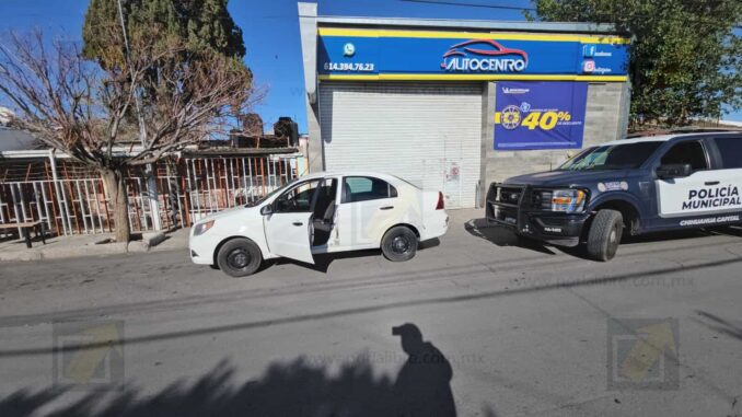 Detienen a chofer de plataforma tras amenazas con pistola de juguete en percance vial