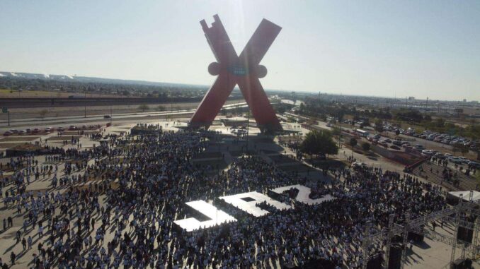 Asisten 15 mil a clase nacional de box