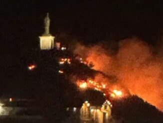 Incendio en Mina La Prieta tras espectáculo pirotécnico en Parral