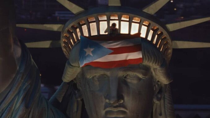 Bad Bunny defiende a los migrantes y llama a la unidad en su video de ‘NUEVAYoL’