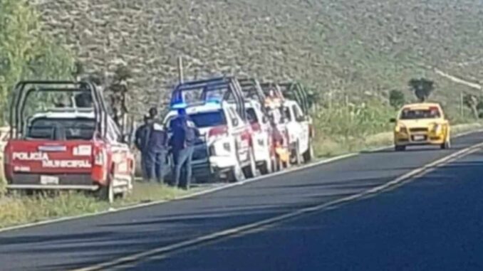 Abandonan restos humanos en carretera de Puebla