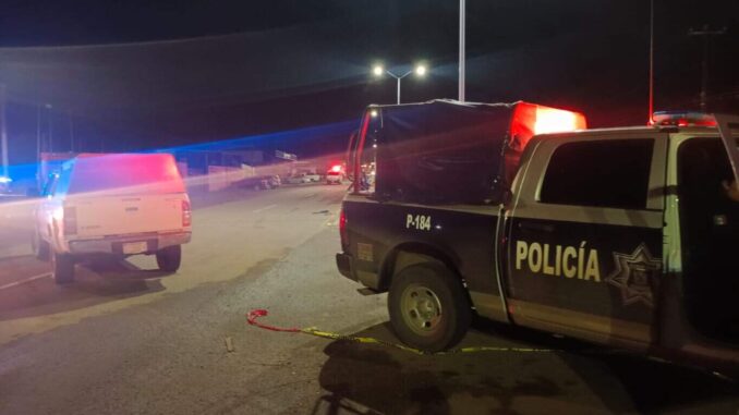 Acribillan a dos jóvenes al circular por calles de Cuauhtémoc; uno sobrevive