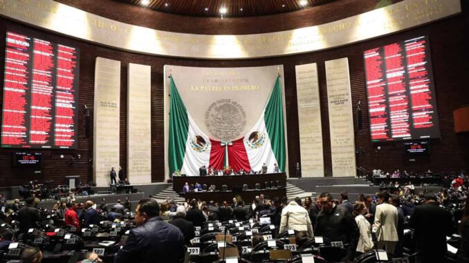 Diputados avalan reforma a la Ley de Población; CURP incluirá datos biométricos y geolocalización