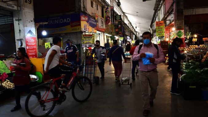 En México casi 40 millones de personas tienen trabajo aunque sin condiciones dignas: ONG