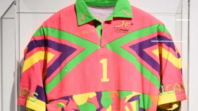 Museo FIFA rinde homenaje al portero Jorge Campos